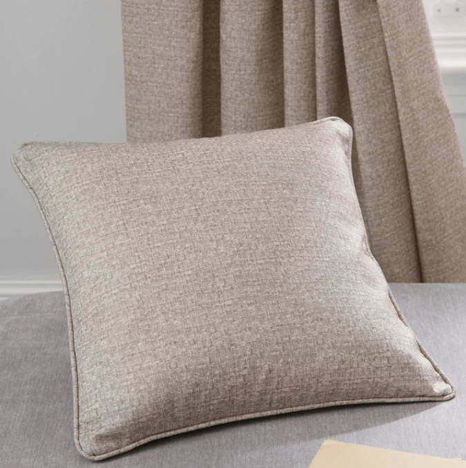 Filled Cushion Pembrey in Natural