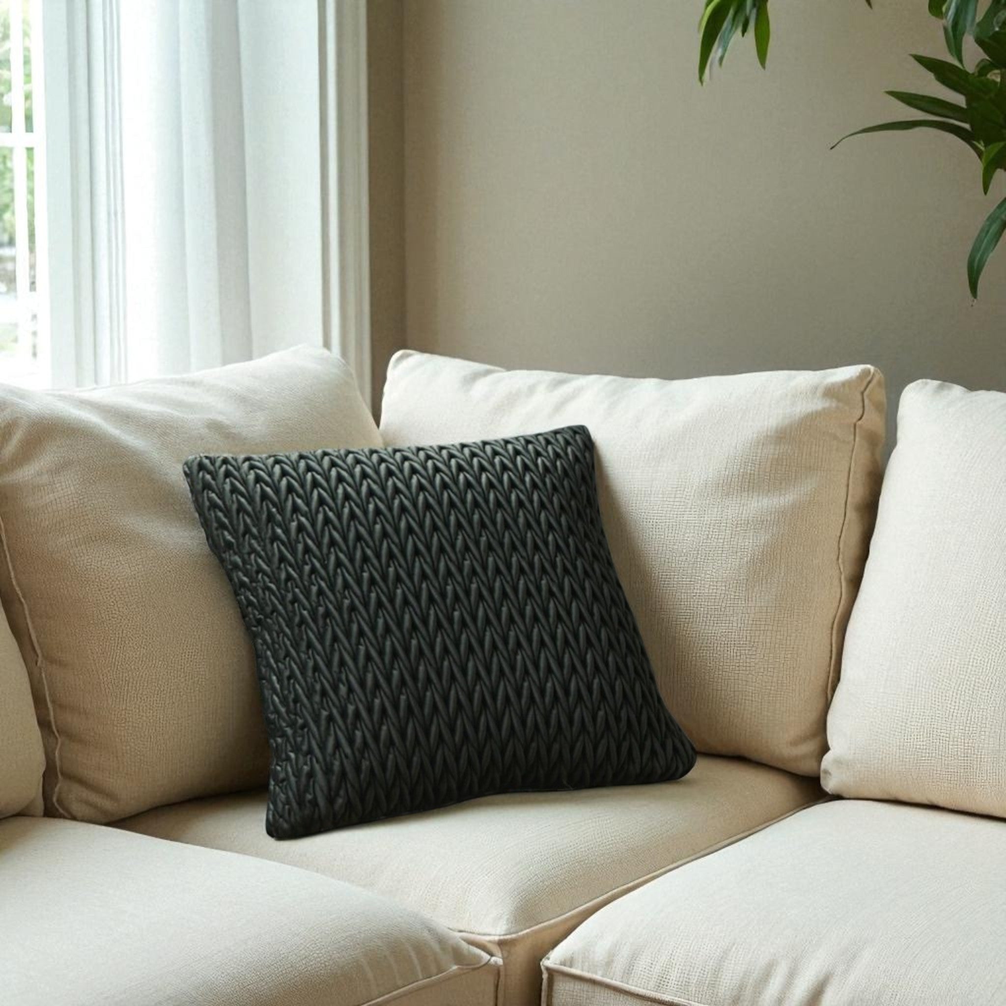 Filled Cushion Amory in Bottle Green
