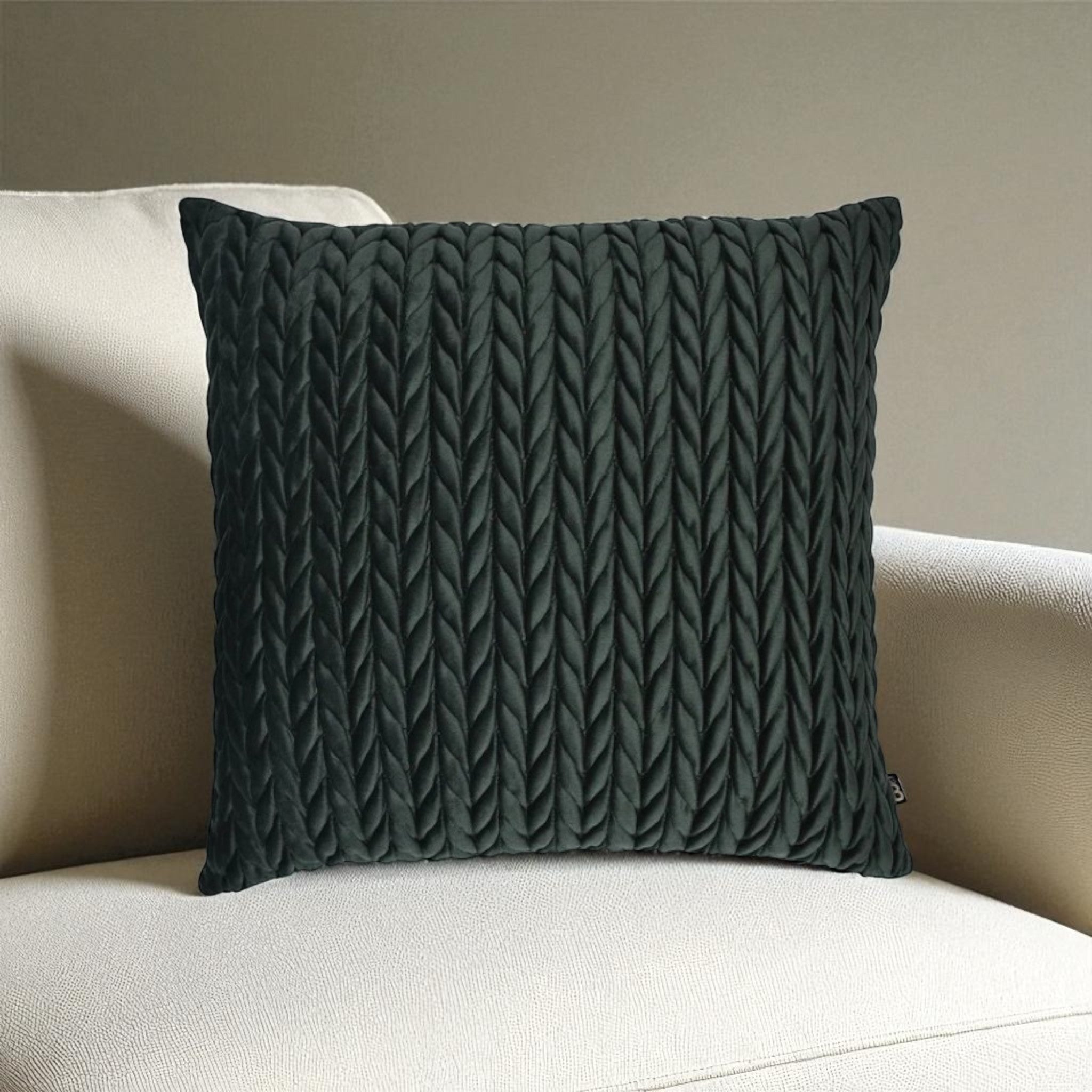 Filled Cushion Amory in Bottle Green