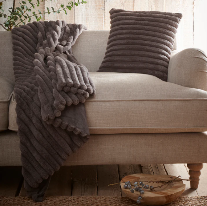Cushion Morritz in Charcoal