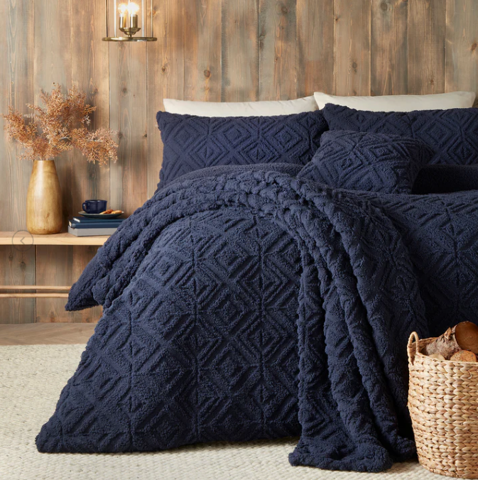 Throw Romo Snug in Navy