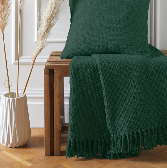 Throw Hayden in Green