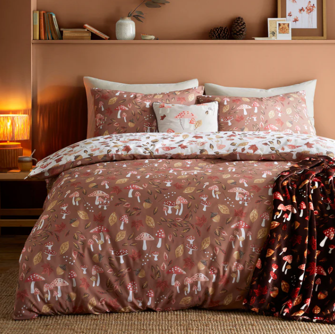 Throw Woodland in Chocolate