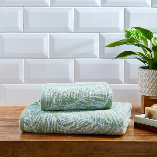 Matteo Hand and Bath Towels in Khaki
