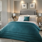 Bedspread in in Teal