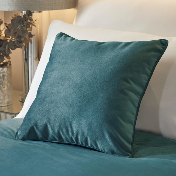 Bedspread in in Teal