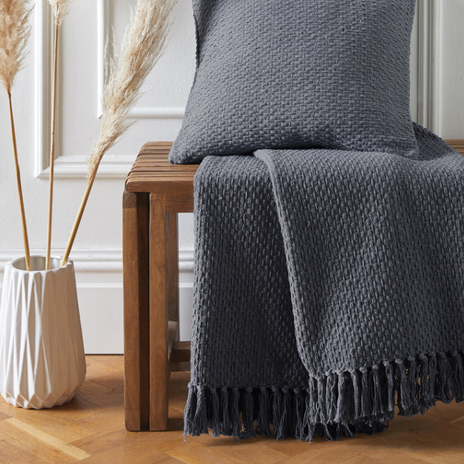 Bedspread in Grey