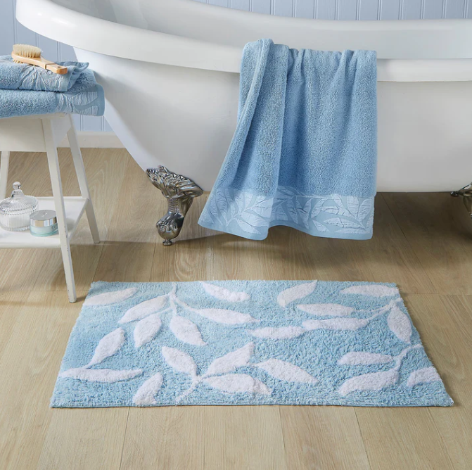 Lacie Towels in Blue