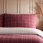 Checked Duvet Cover Set in Burgundy