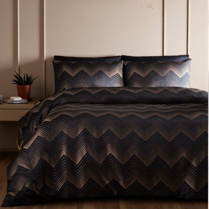 Duvet Cover Set in in Black